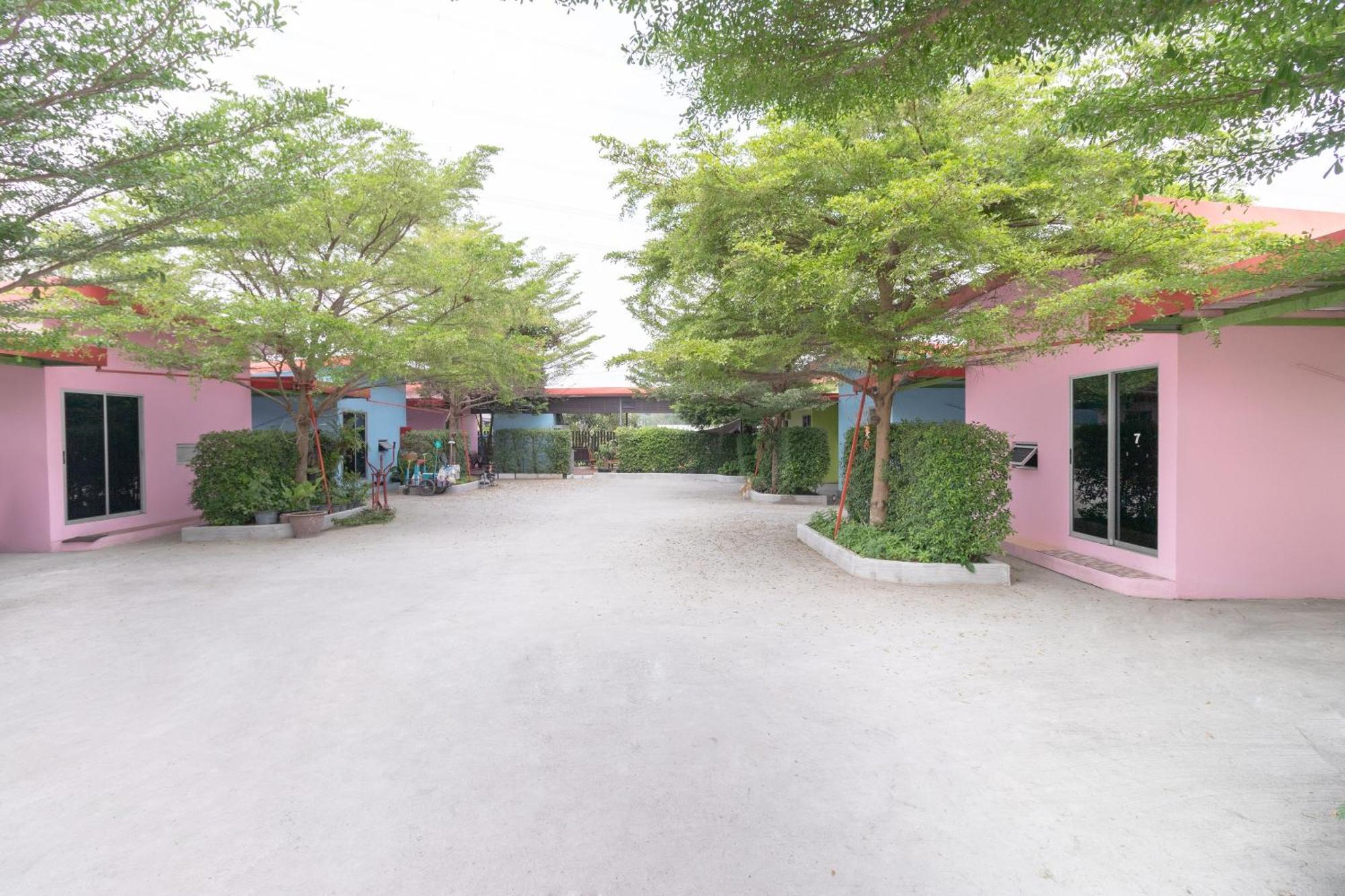Hotel Oyo 644 Pong Pai House Bangkok Exteriér fotografie